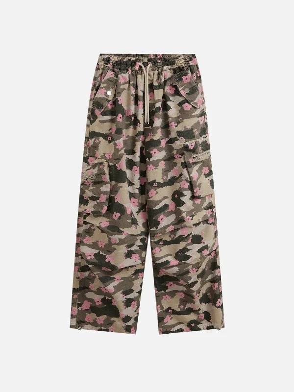 Clothes Of Woman Aelfric Eden Flower Camouflage Cargo Pants