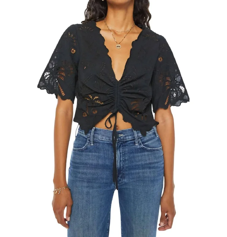 Preppy Style The Social Butterfly Top In Palms Up