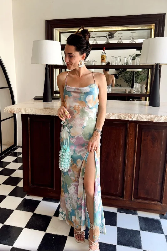 Trendy Casual Outfits Natalia Pastel Floral Printed Maxi Dress