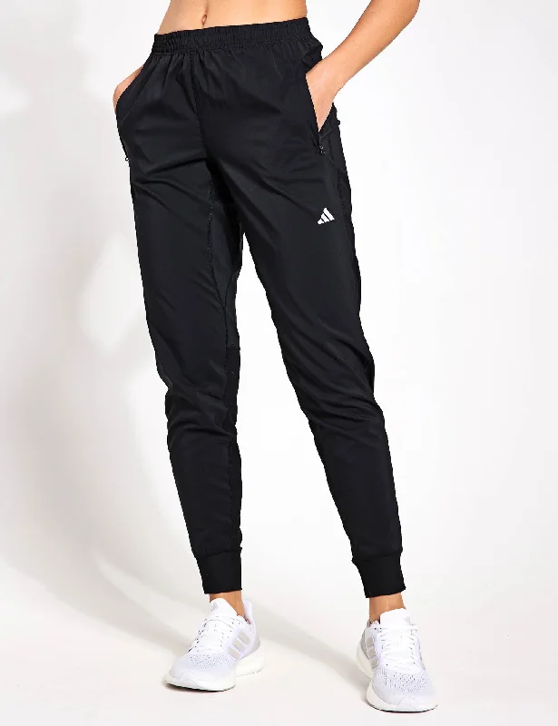 Exclusive Designer Collection Own the Run Joggers - Black